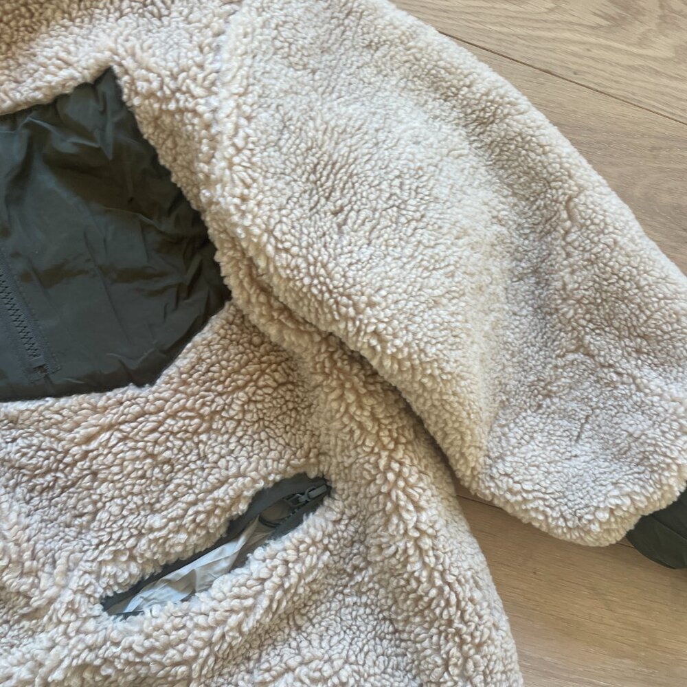 Shearling Jacket Size Small (With Hidden Hoodie) - image 4